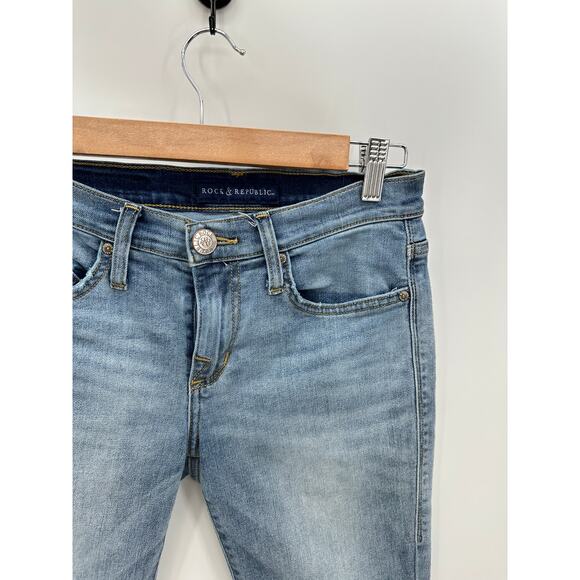 Rock & Republic Jeans Women 4 SHORT Blue Berlin Light Wash Denim Cotton Blend - Picture 4 of 8